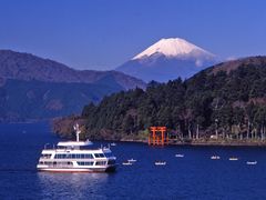lake_ashi