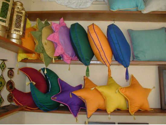 【貸切】人気の2大寺院へ！　世界遺産タマン・アユン寺院＋タナロット寺院の夕日観賞＋デンパサールの街散策ツアー＜1日／日本語ガイド＞