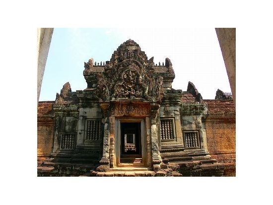 バンテアイスレイ・サムレ・伝統的な民家訪問・トンレサップ湖ボートクルーズ・オールドマーケット観光ツアー＜夕陽鑑賞付＞