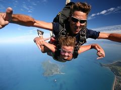 tandem skydive australia