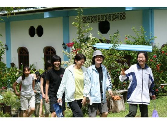 ガラスマオの滝ジャングルトレッキング 半日ツアー＜午前または午後／送迎付き＞by IMPAC TOURS