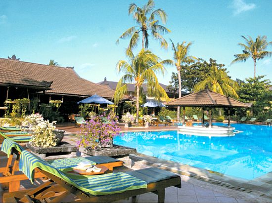 スカ スパ「Sukha Spa」空港から車で5分で到着日や最終日に最適！リゾートホテル内のプールも利用可＜食事付あり／クタ地区＞