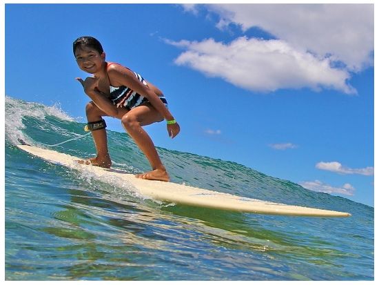 サーフィン・レッスン　アラモアナ・ビーチ･パーク　3歳から参加できる！ by サーフHNL