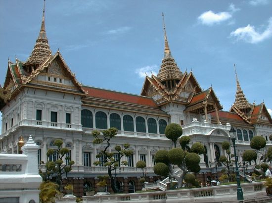 バンコク3大寺院巡り半日観光ツアー ＜日本語ガイド／午前＞