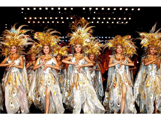 全てコミコミ！深セン市内観光と民族文化村ナイトファンタジーショー＜広州発＞