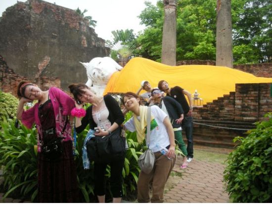 2つの観光名所を午前＆午後で巡る！アユタヤ遺跡＋水上マーケット＋象乗り観光ツアー＜1日／日本語ガイド／昼食＞