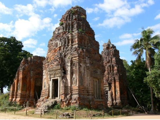 ベンメリア+クバール・スピアン+ロリュオス遺跡群　郊外遺跡探検ツアー＜選べる混載または貸切／昼食付＞