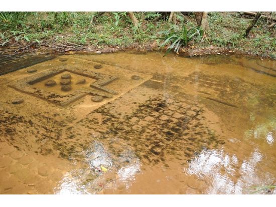 ベンメリア+クバール・スピアン+ロリュオス遺跡群　郊外遺跡探検ツアー＜選べる混載または貸切／昼食付＞
