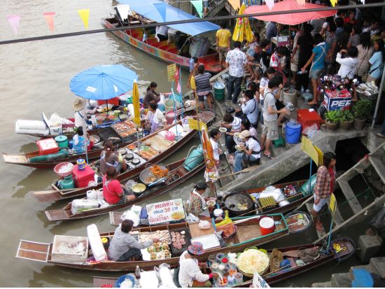 水上マーケット(アンパワー)＋感動のホタル観賞ナイトクルージング＜金、土、日／午後／日本語ガイド＞