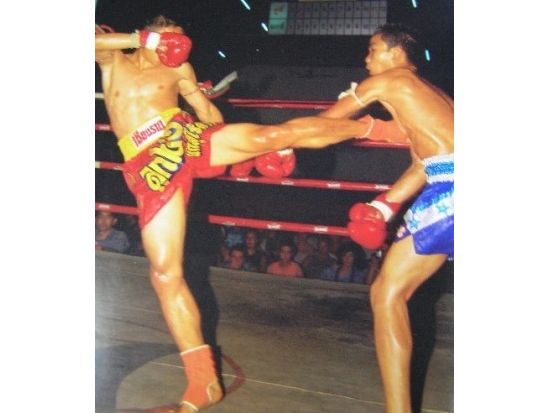 ムエタイ観戦ツアー☆聖地「ルンピニ・スタジアム」のリングサイド席で本場ムエタイ観戦！＜火・金・土曜催行／ホテル送迎付／日本語ガイド＞