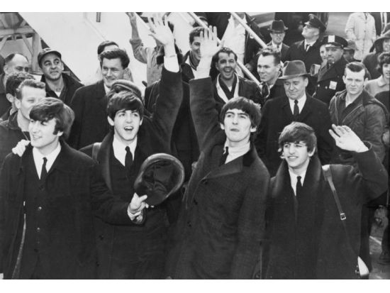 ビートルズの故郷リバプール 観光パッケージ　列車往復チケット＆マジカルミステリーツアーチケット ＜ロンドン発＞ by Evan Evans