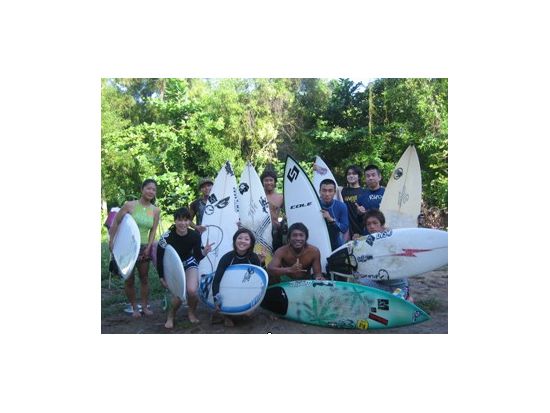 サーフィンレッスン(初心者～中級者向け)☆99%立てる！キッズ(5歳～)のサーフィンデビューもお任せください！＜ホテル往復送迎付／日本語対応＞