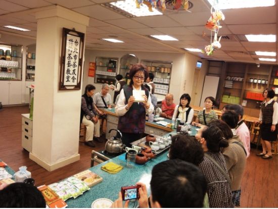 台北市内観光ツアー　故宮博物院＆中正紀念堂＆忠烈祠 ＜日本語ガイド／昼食付きプランあり＞