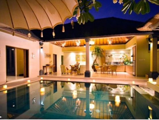 ディシニ スパ「Disini Luxury Spa Villas」最大3名同時の施術が可能なトリートメントルーム完備！＜往復送迎付／スミニャック地区＞