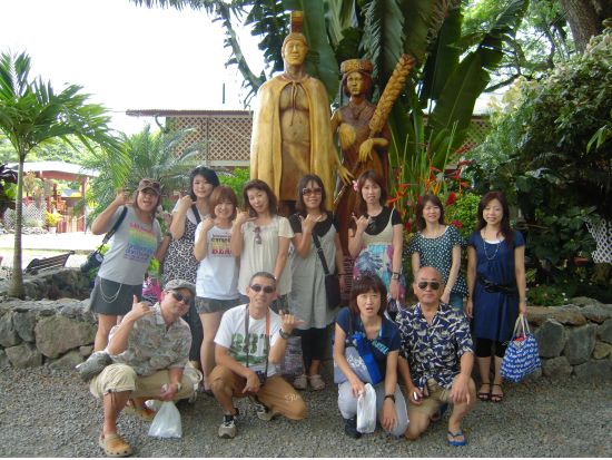 バン貸切チャーター　ローカルスポットもおまかせ！人気ガイドがご案内するオアフ島オーダーメイド・ツアー＜1～12名／6～12時間／日本語ガイド＞