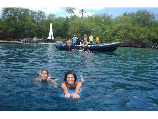 ハワイ島　オーシャンラフティング＆シュノーケルリングツアー ＜英語ガイド／食事付き＞