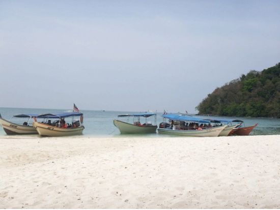 無人島巡り！アドベンチャー体験ツアー＜1日／ランカウイ発＞