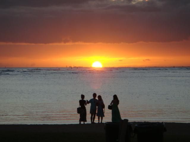 タンタラスの丘夜景＋サンセット＋花火鑑賞ツアー＜金曜日限定