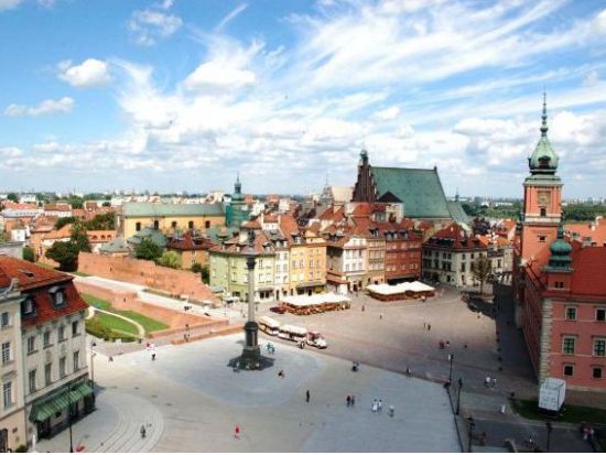 ワルシャワ市内 半日観光ツアー　ワルシャワ旧市街＆聖十字架教会など　トランジット利用プランあり ＜貸切／午前・午後／約4時間／日本語ガイド＞