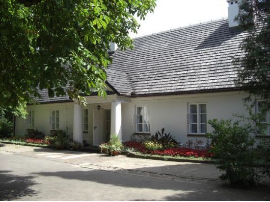 ショパンの生家＆世界遺産ワルシャワ旧市街　観光ツアー＜貸切／日本語ガイド／ワルシャワ発＞