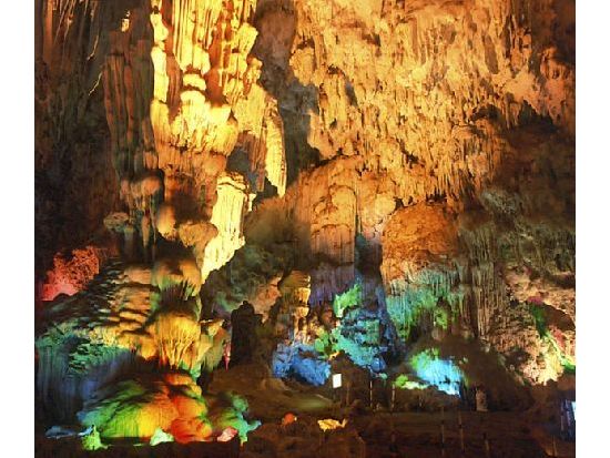 【貸切】世界遺産ハロン湾日帰りクルーズ　ご家族やグループで船と車チャーター！＜ハロン湾往復専用車送迎／現地ガイド(日本語可)／昼食付き＞