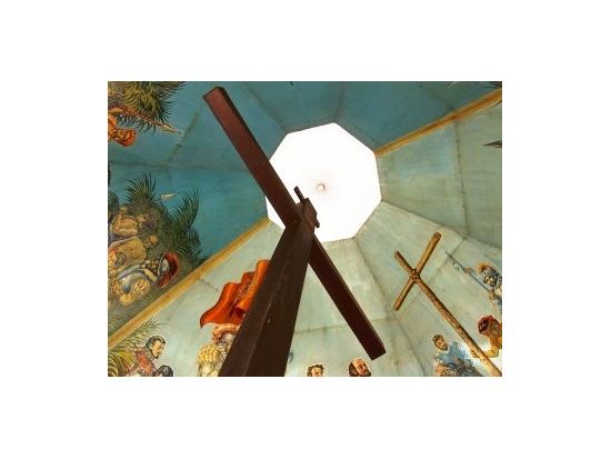 セブ市内観光ツアー＋ニューハーフショー｢アメイジングショー｣＆フィリピン料理ディナー＜1日／日本語ガイド＞