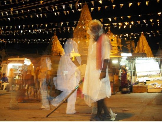 ヒンドゥー教聖地！マトゥラー＆ブリンダーバン日帰り観光＜貸切 or 混載／デリー発＞