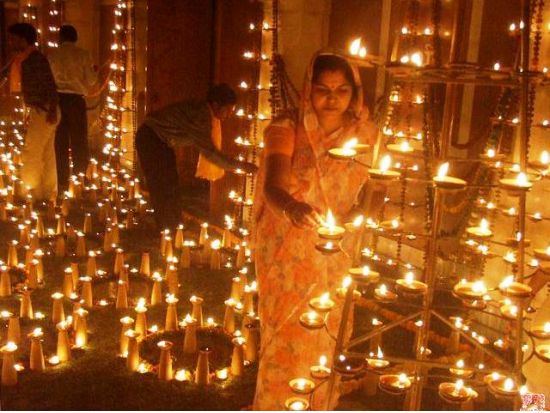 ヒンドゥー教聖地！マトゥラー＆ブリンダーバン日帰り観光＜貸切 or 混載／デリー発＞