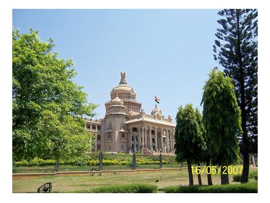 ベンガルール1泊2日の旅＜貸切／英語ガイド／ムンバイ発＞