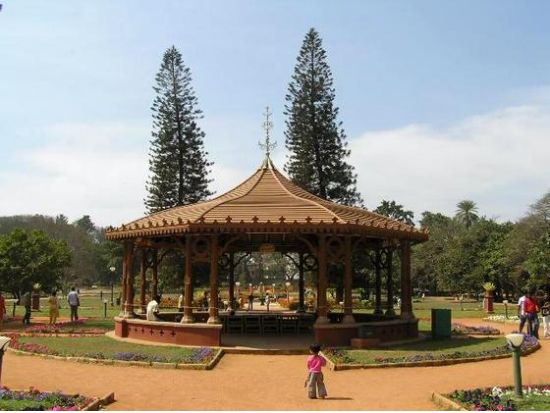 ベンガルール1泊2日の旅＜貸切／英語ガイド／ムンバイ発＞