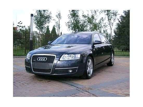 上海 虹橋&浦東空港送迎 日本語ガイド付の安心プラン＜貸切チャーター＞