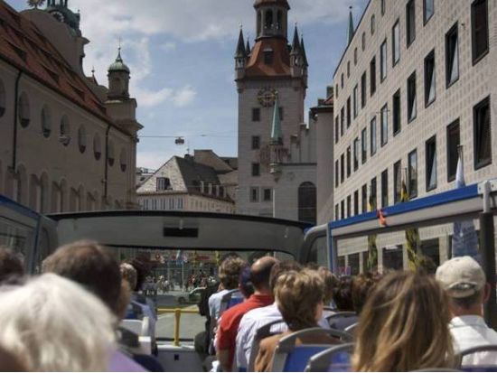 ミュンヘン市内 乗り降り自由バス　時間が無い方におすすめ！＜運行ルート：エクスプレスサークル／24時間チケット＞