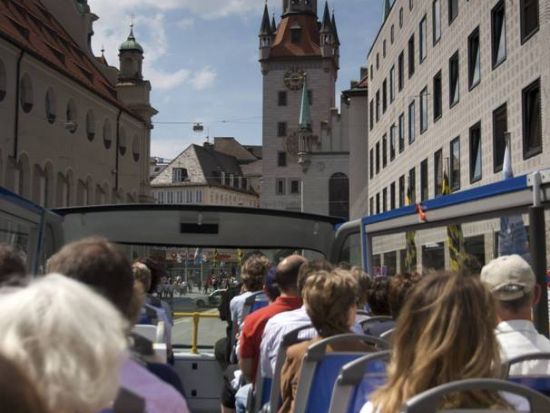 ミュンヘン市内 乗り降り自由バス　ゆっくり観光したい方におすすめ！＜運行ルート：グランドサークル／24時間または48時間チケット＞