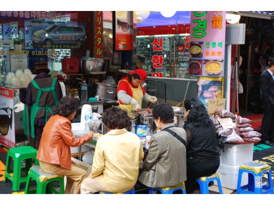 午後発！ソウル市内観光ツアー　世界遺産 昌徳宮（チャンドックン）＋北村＋Nソウルタワー展望台＋南大門市場＜午後／日本語ガイド＞