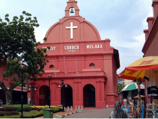 世界遺産マラッカ日帰り観光ツアー　オランダ広場＆セントポール教会 ＜ニョニャ料理のランチ付き／日本語ガイド＞