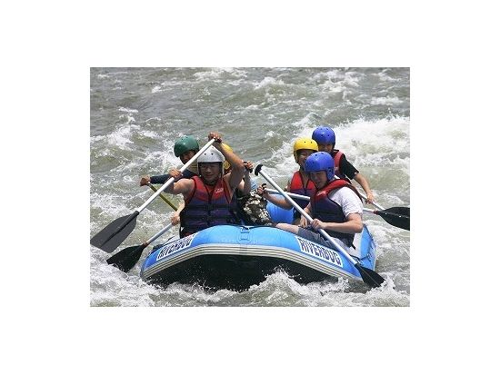 キウル川　ラフティングツアー ＜昼食付き／日本語ガイド／コタキナバル発＞