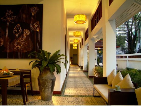 シリギリヤ・スパ「Siri Giriya Spa」タイ伝統の特製ハーブ温浴で体の汚れケア　築50年の古民家を改装したスパ＜バンチャック駅徒歩5分／軽食付き＞