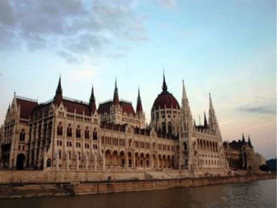 日本語ガイドがご案内！国会議事堂内部見学ツアー＜午後／日本語＞