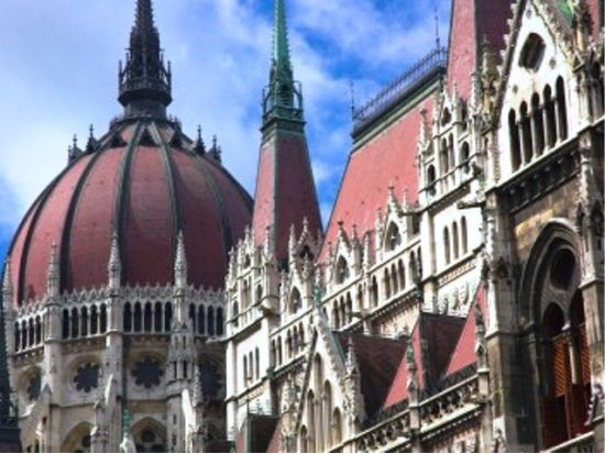 日本語ガイドがご案内！国会議事堂内部見学ツアー＜午後／日本語＞