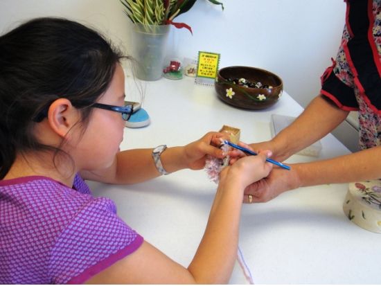 リボンレイやリボンレイ・ストラップ　手作り体験教室　カラフルなリボンでオリジナルレイ作り！＜日本語スタッフ＞By. Mea Aloha Edit