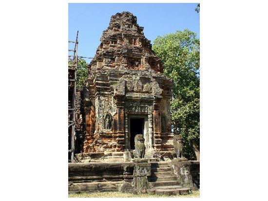 ロリュオス遺跡群半日チャーターツアー ＜貸切／日本語ガイド／シェムリアップ発＞