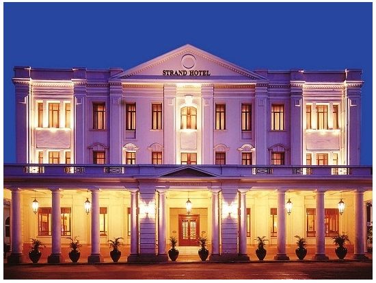 名門「ストランドホテル」 英国式アフタヌーンティーツアー＜ヤンゴン市内／貸切チャーター／日本語ガイド＞