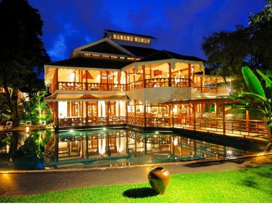 高級レストラン ヨーロピアンディナーツアー＜ヤンゴン市内／貸切チャーター／日本語ガイド＞