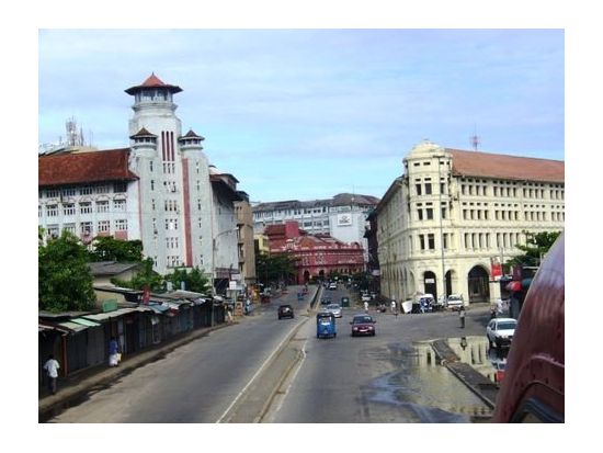 コロンボ市内　見どころ凝縮半日ツアー ＜貸切／日本語ガイド＞