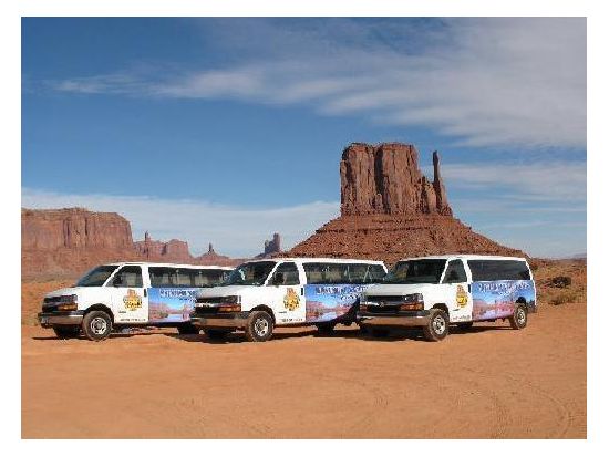 グランドサークル1泊2日ツアー　グランドキャニオン＆モニュメントバレー＆アンテロープ ＜夕食付き／日本語ドライバーガイド＞