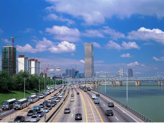 【貸切チャーター】ソウル市内＆郊外を自由に観光　選べる時間（4時間～8時間）　空港発着オプションあり！＜日本語ドライバー／最大6名＞*車1台あたり料金