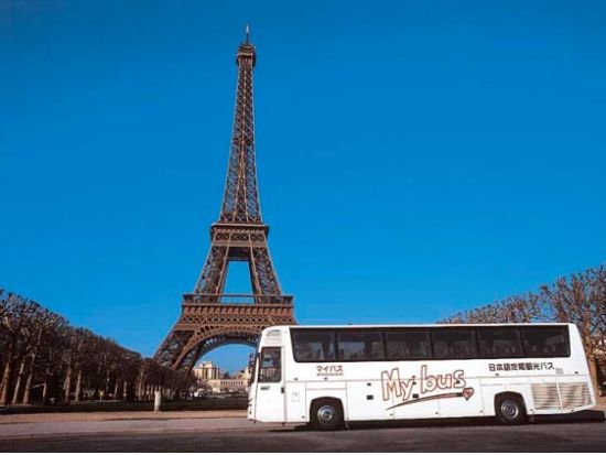 ルーブル美術館＆パリ市内観光＋モンマルトルの丘　1日観光ツアー　ランチ付きプランあり＜日本語＞ by Mybus