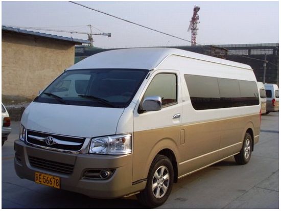 格安貸切チャーター(4時間・8時間)＜日本語ガイド付 or 運転手のみ＞