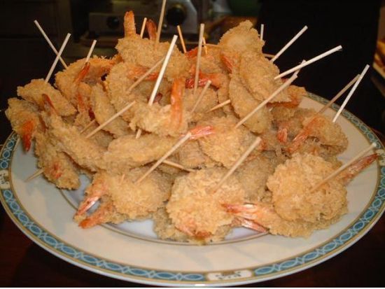 マドリード タパスツアー　3軒のバル巡り＜タパス3品＆ドリンク3杯／往復送迎付／混載／日本語＞