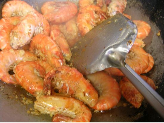 KCCファーマーズマーケット＆ノースショア散策グルメツアー　ランチはロミーズのガーリックシュリンプへご案内！レナーズのマラサダ付き＜貸切プランあり／土曜日限定＞